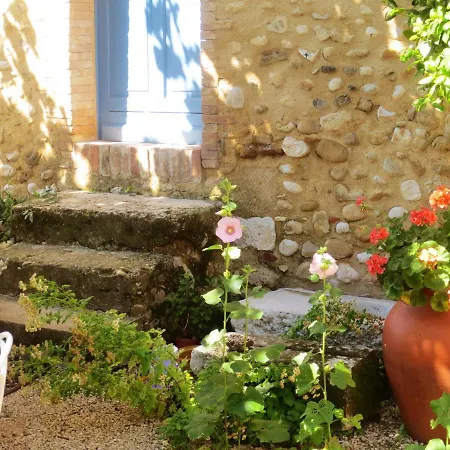 Holiday home Maison De 2 Chambres A En Provence Avec Jardin Amenage Et Wifi